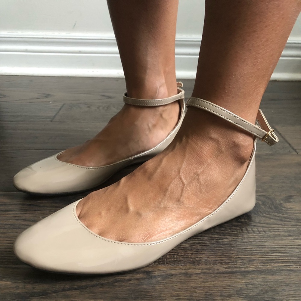 STEVEN MADDEN Flats